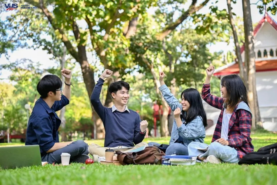 100+ Những câu nói tiếng Anh hay, ý nghĩa khiến bạn rung động 100+ Những câu nói tiếng Anh hay, ý nghĩa khiến bạn rung động