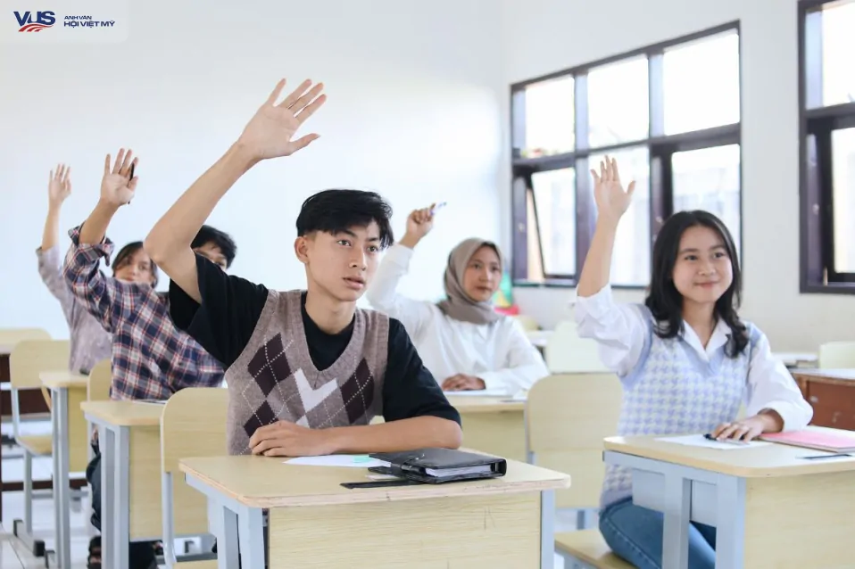 Thang điểm IELTS: Cách tính điểm 4 kỹ năng chuẩn & mới nhất Thang điểm IELTS: Cách tính điểm 4 kỹ năng chuẩn & mới nhất
